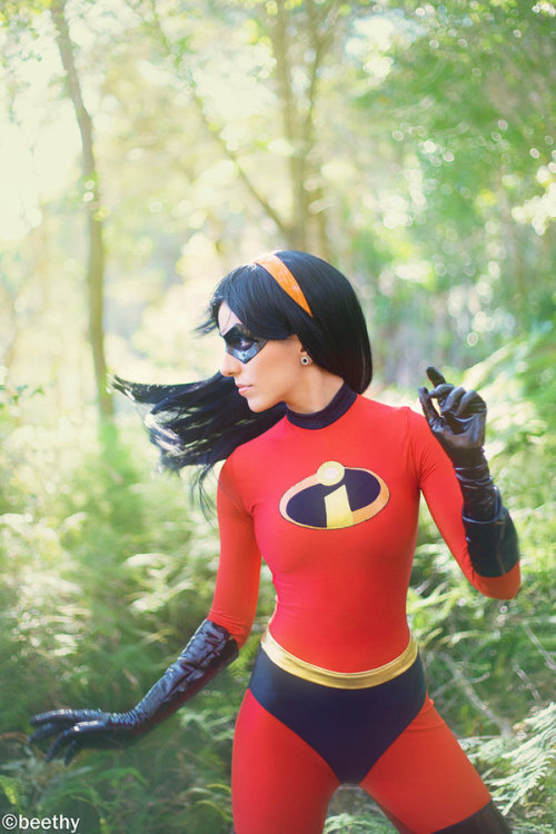 Violet Parr - The Incredibles by Vera-Chimera