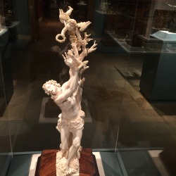 dingo-inna-domino-mask:  trickleficklepickle:  silicadaisy:  Thank you @trickleficklepickle for letting me drag you on a Saint Sebastian scavenger hunt at the Met  &lt;3 &lt;3 &lt;3 @silicadaisy, It was so much fun!  I think the MET guard thought we