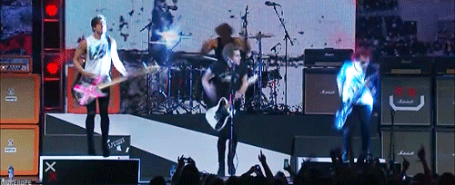 lukehemmingsismysunshinet:This is so satisfying 