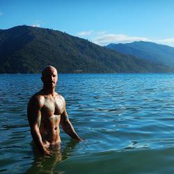 arianlevanael:  Skinny dip in the lake. Getting