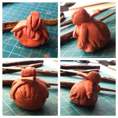 I haven&rsquo;t touched clay since primary school and I decide to make Touken Ranbu&rsquo;s 