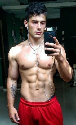 joshgrant:Cant believe how far hes let himself go.  He’ll never get his tight abs back…hes got the taste for junk food and laziness now…and his skin  has gotten stretched from piling it on so fast.  No turning back now