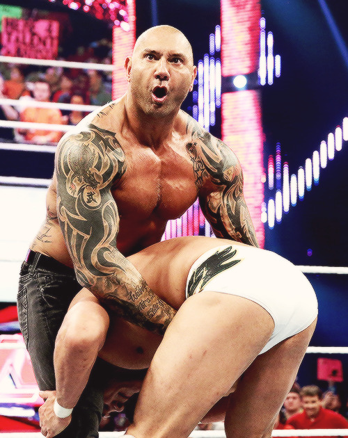 Ah the Batista Bomb! So many great ass shots&hellip;and crotches for Batista