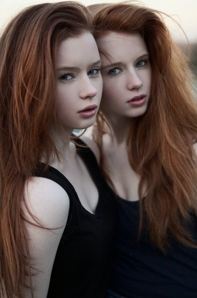 adailyredhead: Redhead twins…