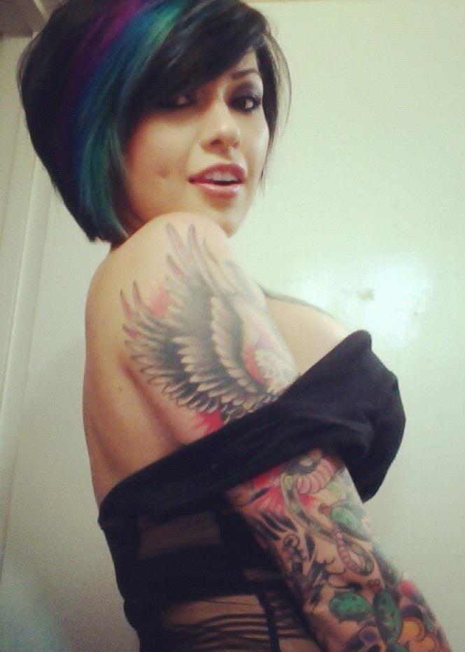 This is one fine ass tattooed babe