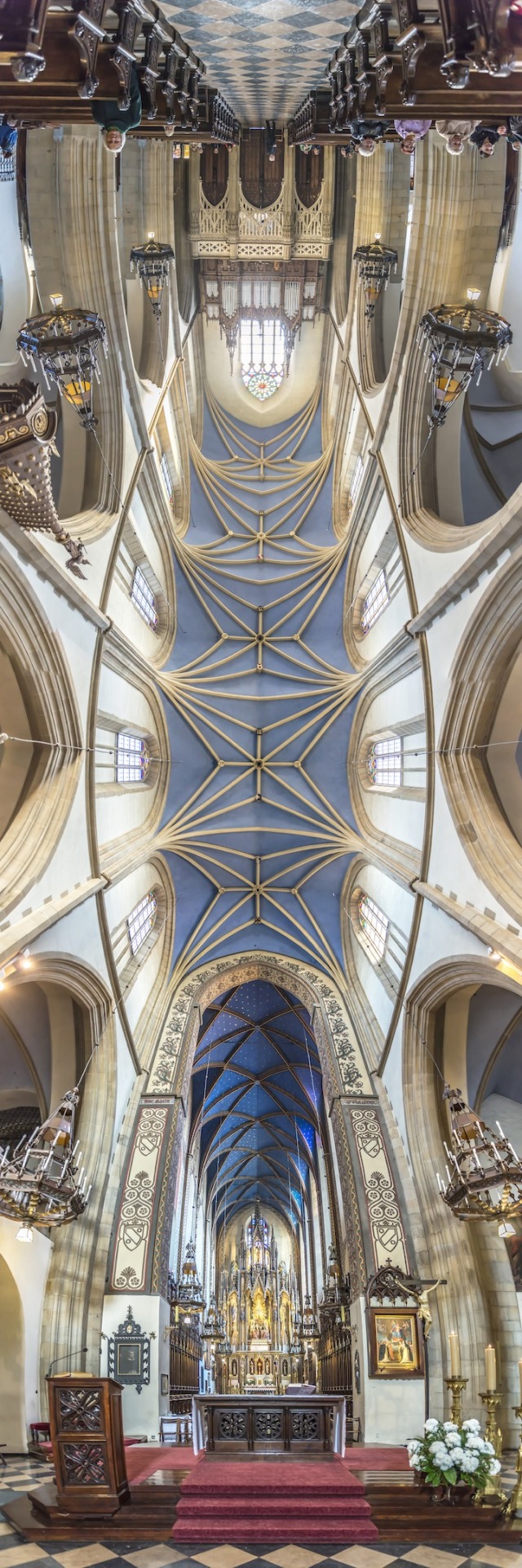 Interview: Stunning Vertical Panoramas Of Churches By Richard Silver