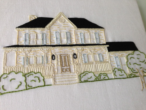 Recently some friends of mine commissioned me to embroider their childhood home to give to their par