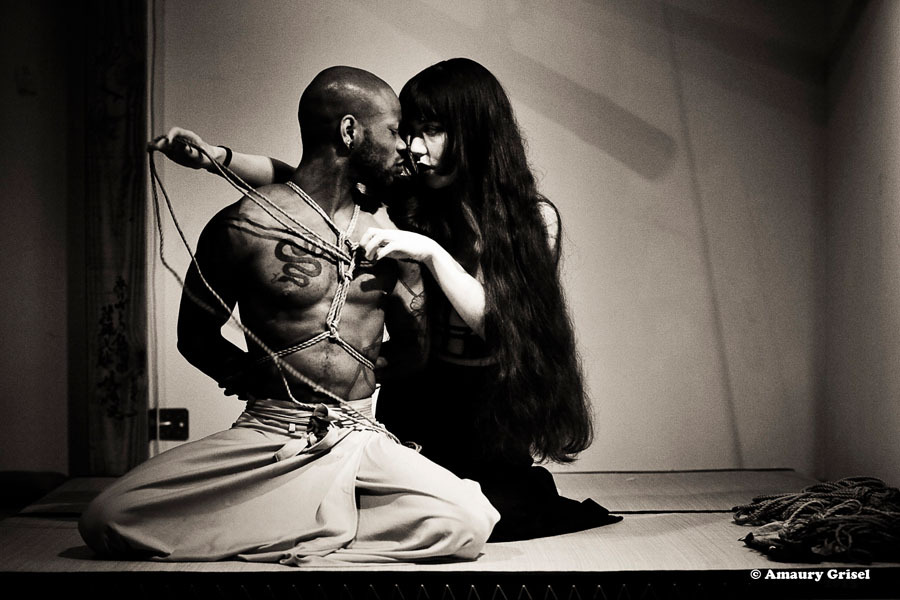 gestalta:  Saturday night live Performance at Place des Cordes, Paris. April, 2015Rope: