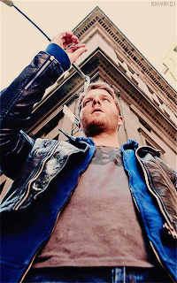 entranceshiya:  Jake McDorman ♥ as Brian Finch in Limitless My Livejournal : http://entrance-icons.livejournal.com