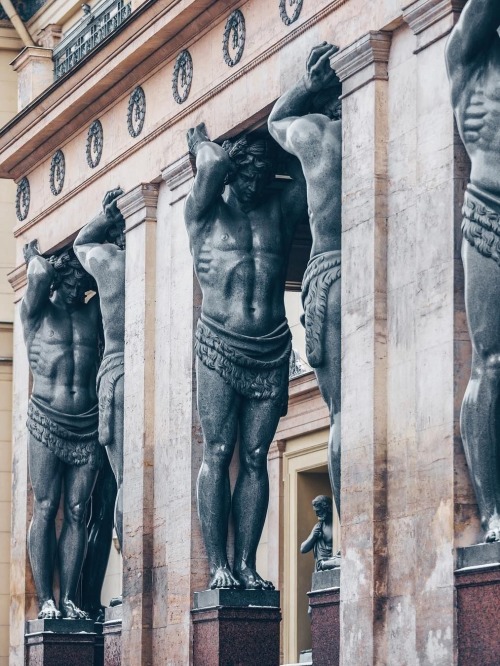 my-russia:Atlas Statues outside the Hermitage Museum, Saint Petersburg