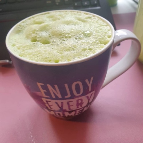 Amidst all the Christmas food, there one thing I love more which is this #matcha. from @matcha.fuel 