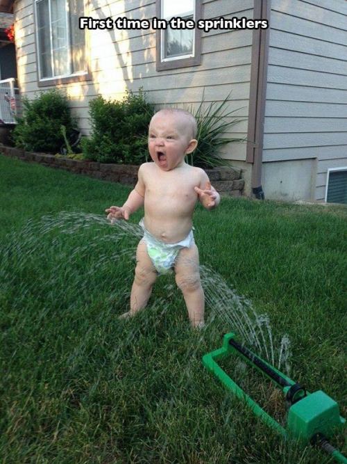pleatedjeans:20 Hilarious Kid Firsts