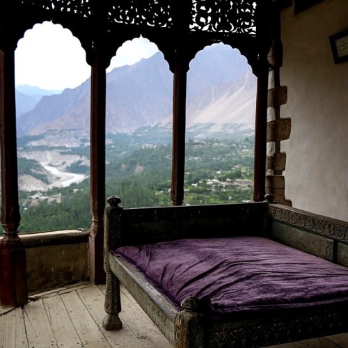 nostalgicpakistani-blog:The breathtaking Baltit Fort in Hunza Valley located in Gilgit-Balistan, Pak