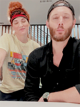 theacklesjunkie:Jensen and Danneel share sweet message for Chive Charity recipient []