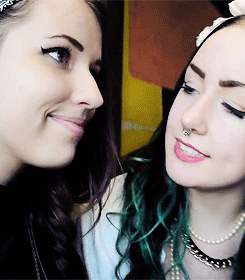 danstoncoeur:  y-eowang: Andrea and Johanna ♡   To anyone saying that loving girls