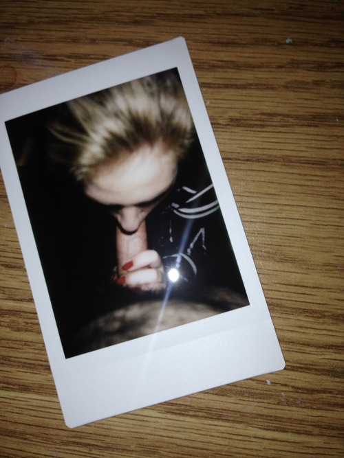 “Just friends” @applesonsecretsNothing like blowjobs on instant film!