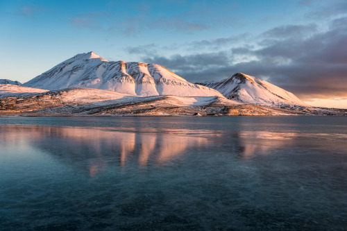 Mountains of SvalbardGóry Svalbardu