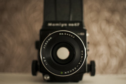 fuckyeahcameraporn:  Mamiya RB67