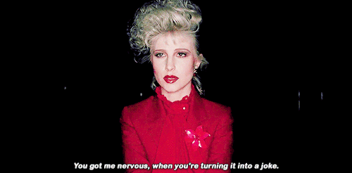 hayley-wiliams:Just let me cry, a little bit longerr