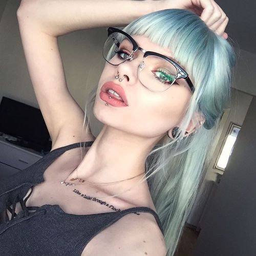 starsandbullets:  Dat slutty anime teacher looking bitch for those asking where my glasses are from 