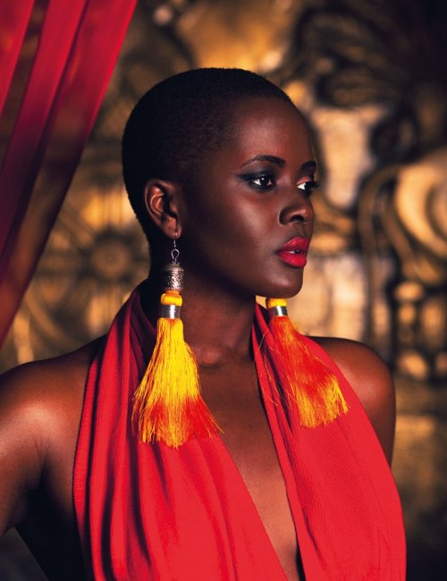 darkskyn: Dark skin model of the week Model Philomena Kwao  Born Deptford, London, UK in 1990 Born i