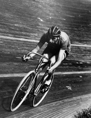 classicvintagecycling: Vintage cycling