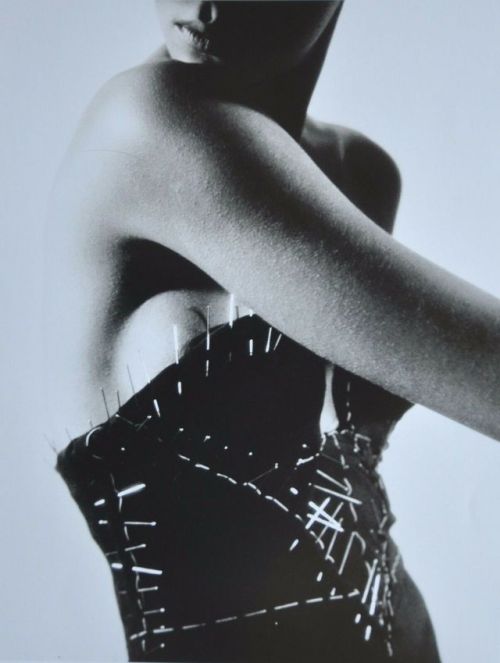 sure-i-m-decent:   Jean-Baptiste Mondino, Veronica Webb for Azzedine Alaia, 1987  