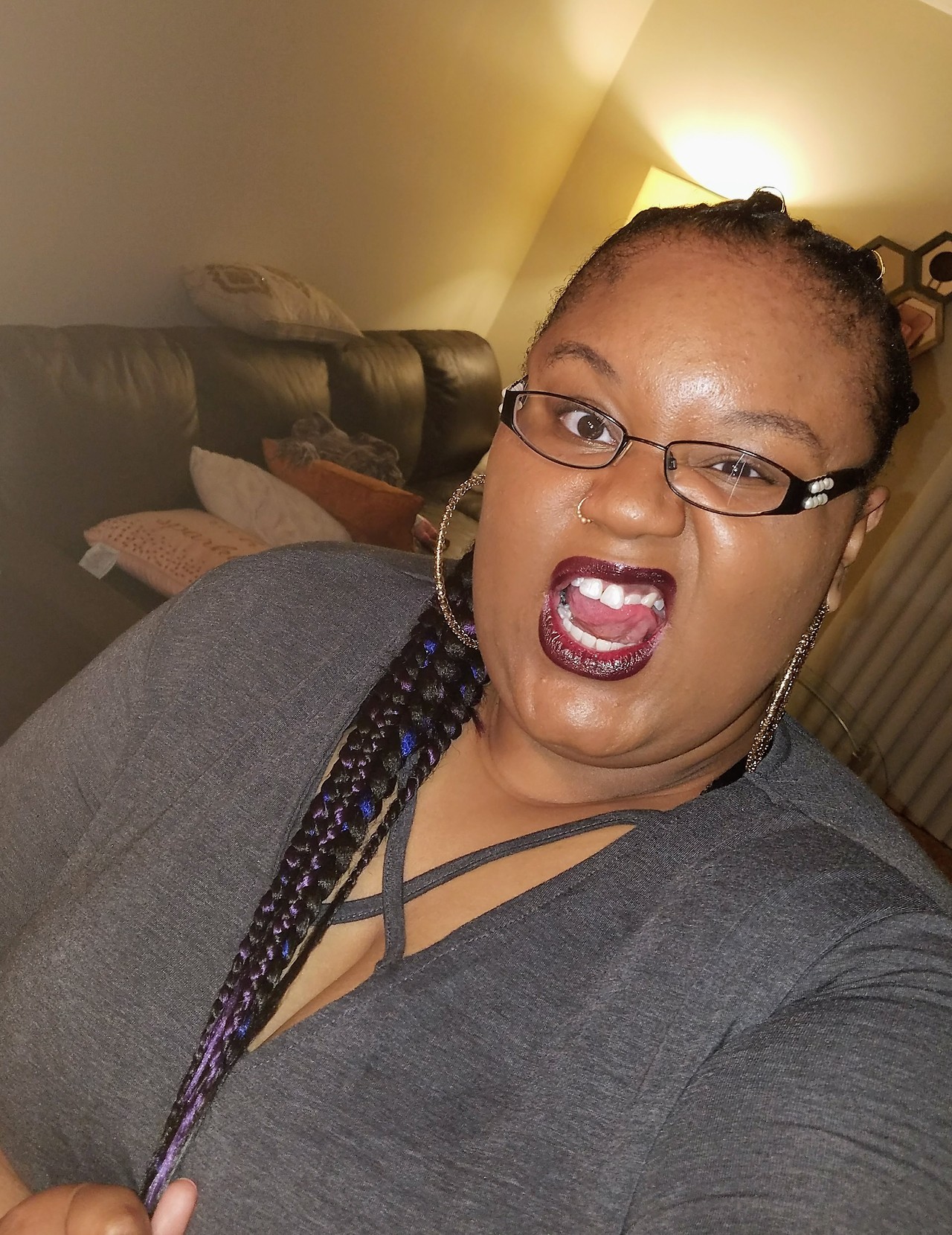 charismablu:  charismablu:  Last night shenanigans. Really digging my hair. ❤️