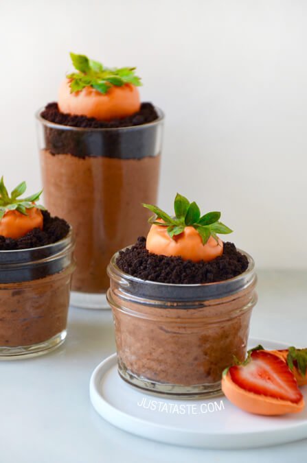 foodffs:  Chocolate Mousse with Strawberry “Carrots” Really nice recipes. Every