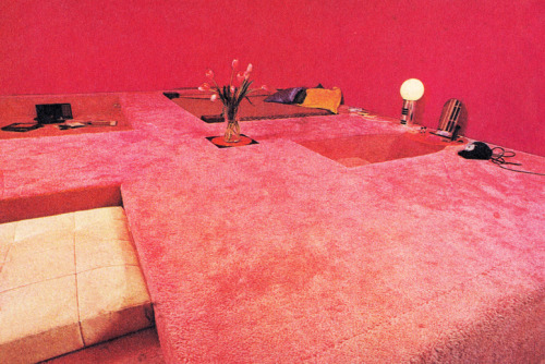 b22-design:Quasar Khanh - 1970s Bedroom interior
