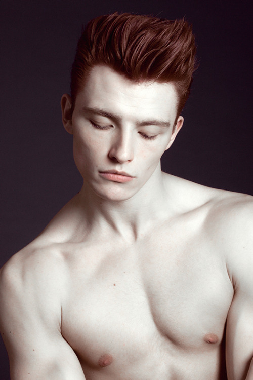 sean-clancy:  Tyler Rix by Lumir Schulz