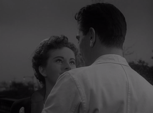 THE SLEEPING CITY (1950, dir. George Sherman)