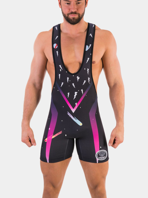 You will be sure to make an entrance with the colourfully daring design of this wrestling suit.  The