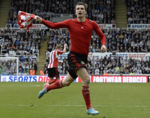 Sunderland’s Adam Johnson celebrates scoring against Newcastle United.
find us at http://www.facebook.com/nastytackle