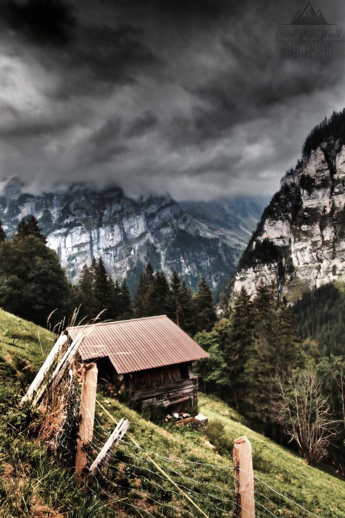 greatwideworldphoto:Getaway | Original by Great Wide World PhotographyTaken in SwitzerlandPlease&nbs