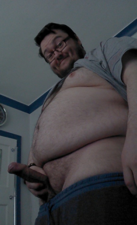 uknobhobbit:  cutelittlesurgeon:  korndoggy:  chub-e-bear:korndoggy:  Have some porn…  Don’t mind if I do. Thank you. FINALLY! it’s made it to 1000 :D  The nicest cock on Tumblr. Hot hot hot man!!!  Fine, fine man..