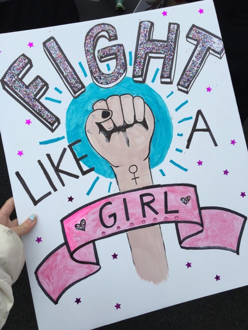 demizouie:Here’s both sides of my sign!