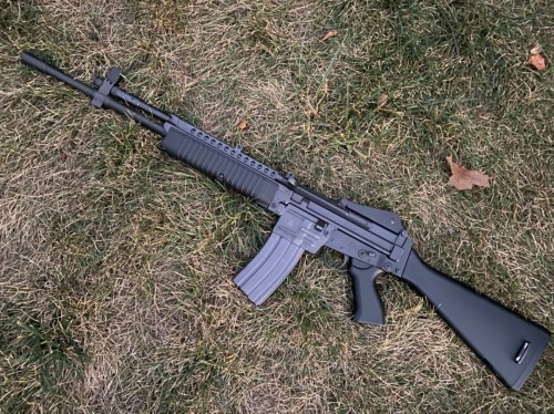 Robinson Armament M96 ExpeditionaryU.S made semi-automatic rifle chambered in 5.56x45mm, it is based