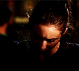 a-place-inthe-world:  Spencer in 4x17 "Bite your tongue"   
