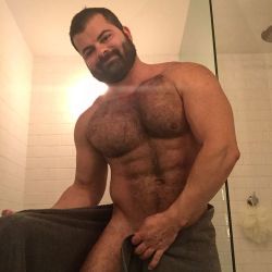 Follow my two hairy men blogs:http://sambrcln.tumblr.comhttp://hairysex.tumblr.com