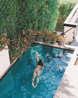 livefree-n-nude:  matthew-comer:California.