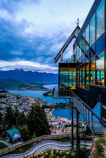 “View from the Skyline Restaurant, Queenstown / New Zealand .”