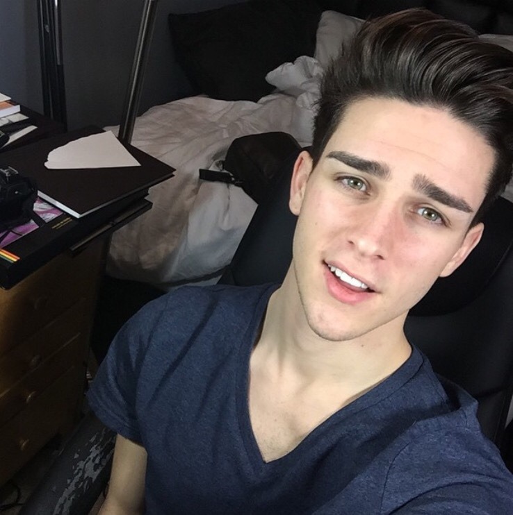 CUTE INSTAGRAM BOYS