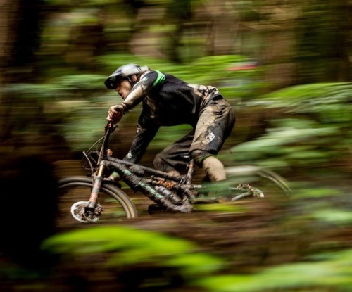 hopetech: EWS #panshotfriday with @craig_sevenevans  Image @svenmartinphoto  #hopetech #revolutionar