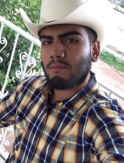 mxcowboys:  Mexoan cowboys are the sexiest
