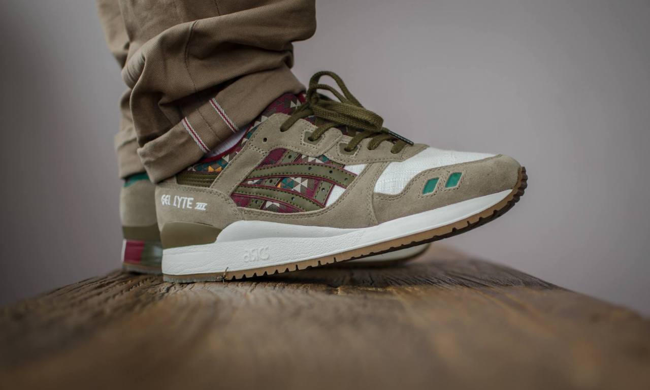 asics gel aztec