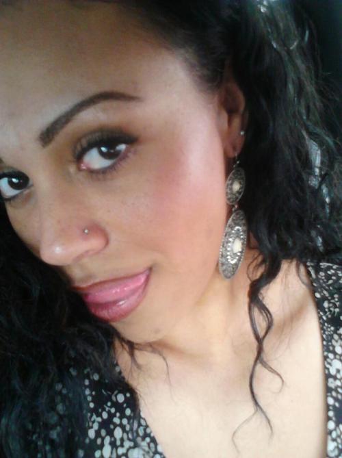 looking sexy cute lips…nice tongue so seductive