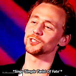 thehumming6ird:Tom Hiddleston & His Eclectic Singing Repertoire Pt.1 thehumming6ird:Tom Hiddleston & His Eclectic Singing Repertoire Pt.1