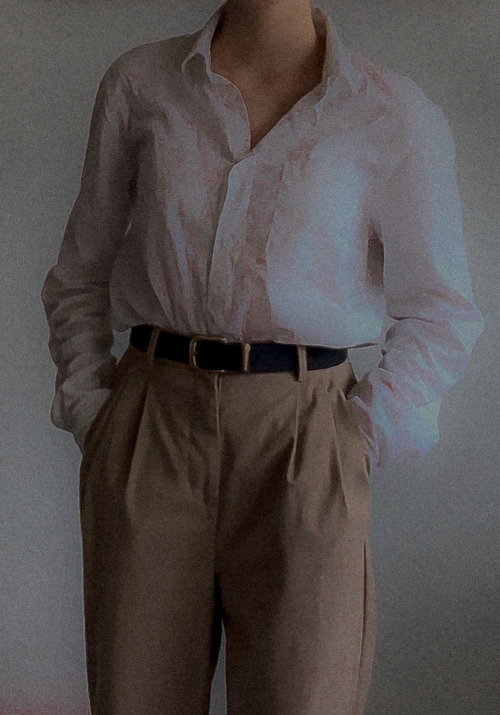 Dark Academic People Be Like: Omg Ma Fit Is Fantastic 