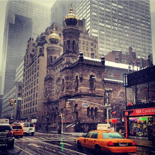 Central Synagogue of New York City.Central Synagogue began as Congregation Ahawath Chesed, founded i